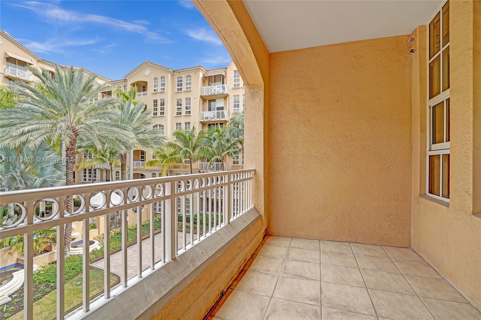 3001 NE 185th St #328, Aventura, Florida image 31