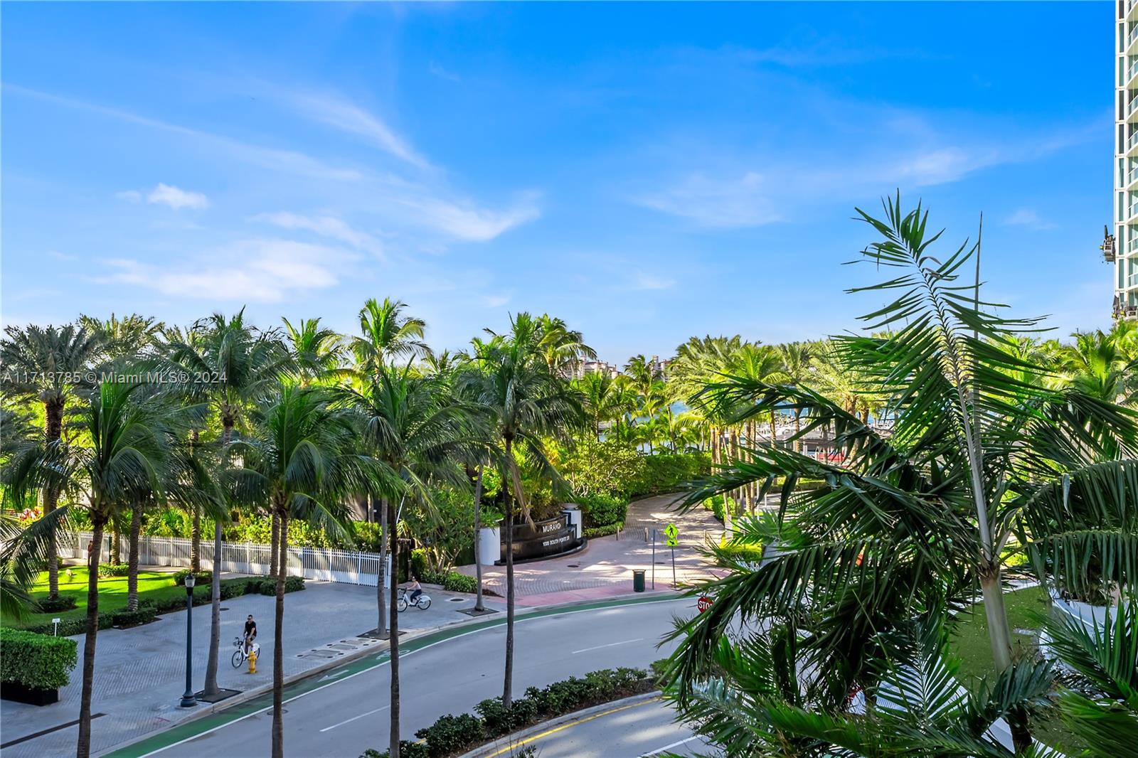 801 S Pointe Dr #303, Miami Beach, Florida image 19