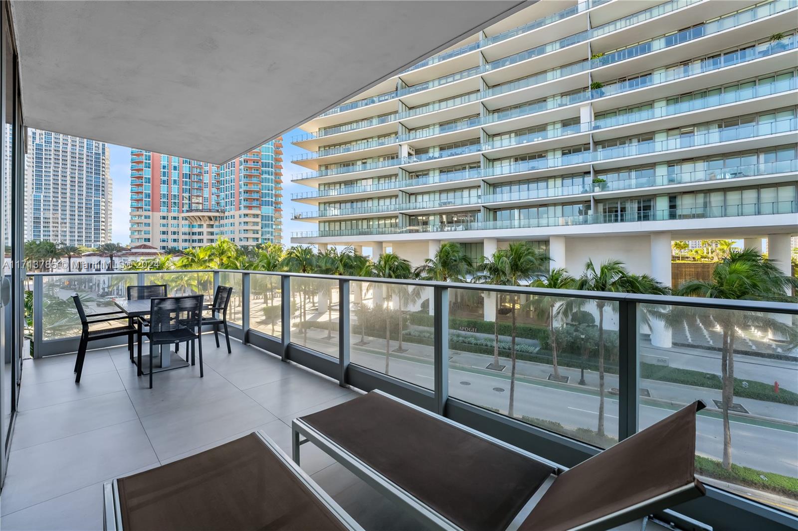 801 S Pointe Dr #303, Miami Beach, Florida image 20