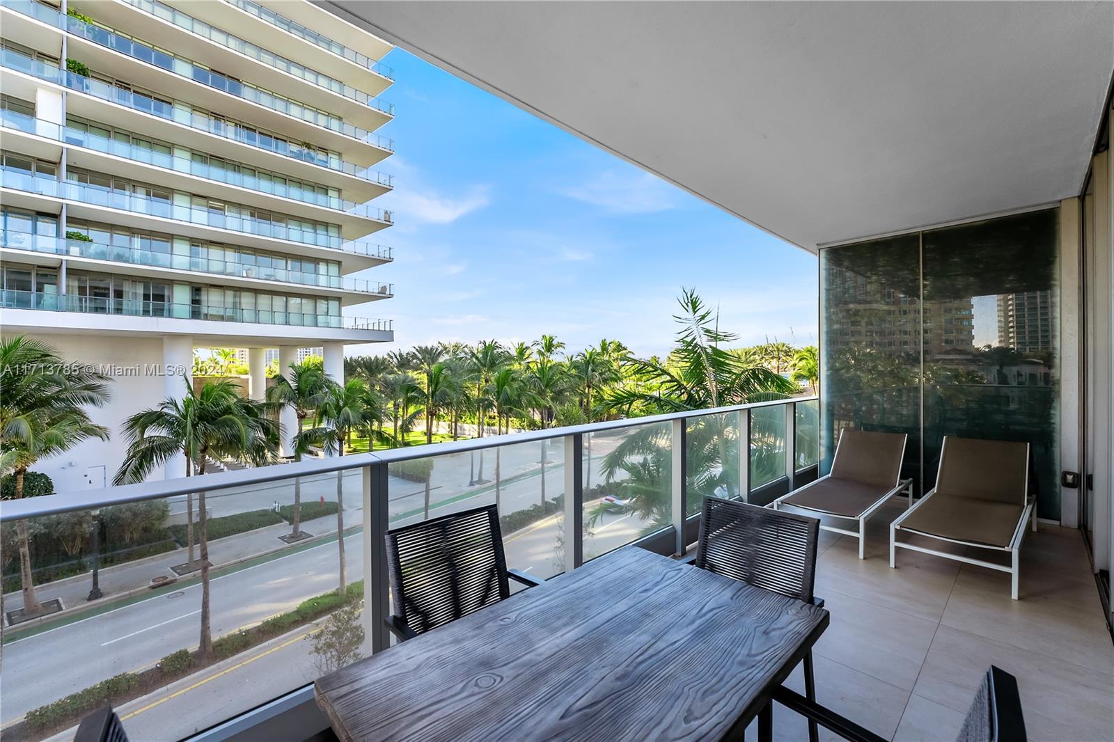 801 S Pointe Dr #303, Miami Beach, Florida image 3