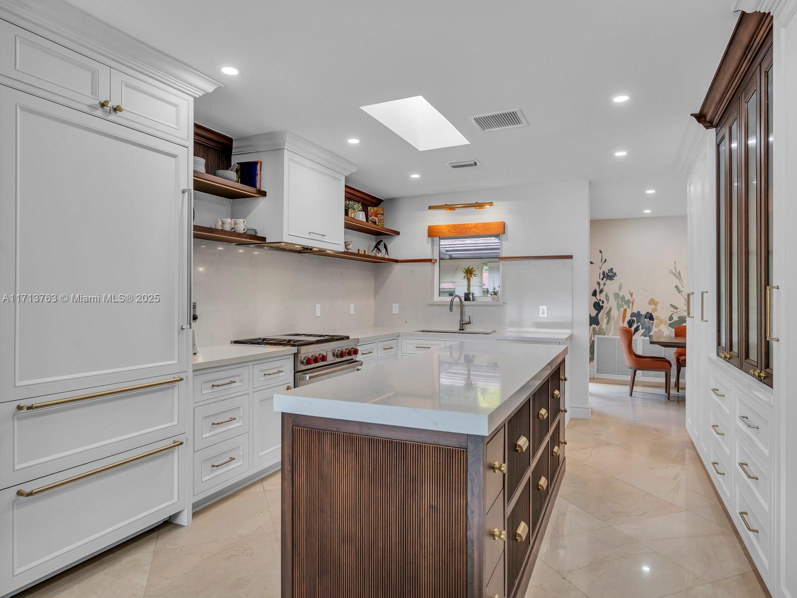 16111 W Troon Cir, Miami Lakes, Florida image 3