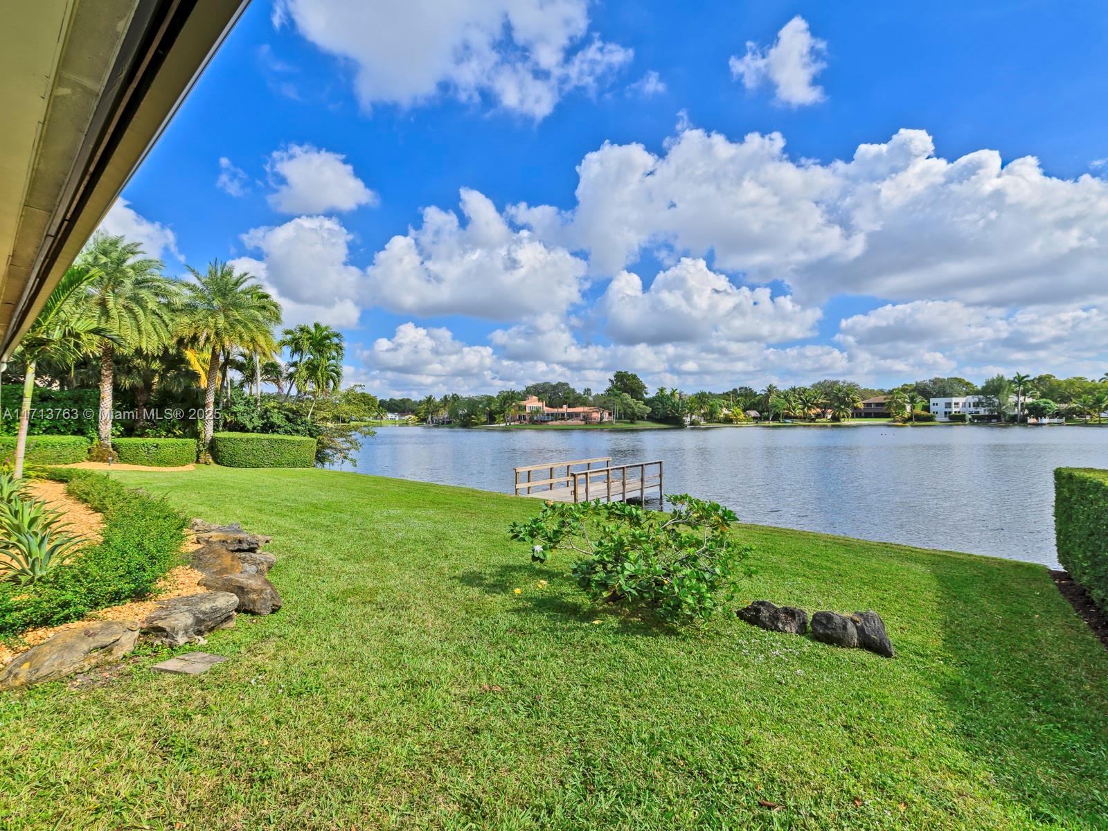 16111 W Troon Cir, Miami Lakes, Florida image 42