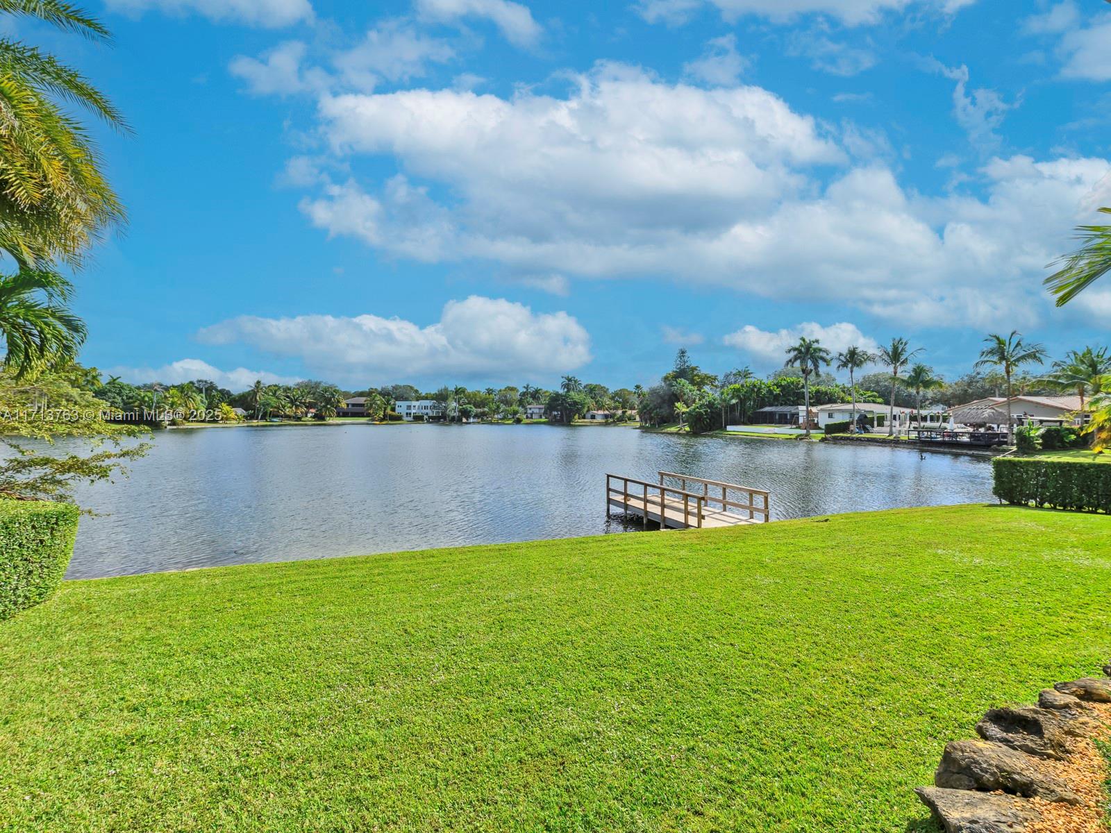 16111 W Troon Cir, Miami Lakes, Florida image 8