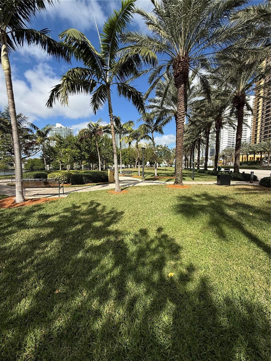 406 Poinciana Dr #1725, Sunny Isles Beach, Florida image 7