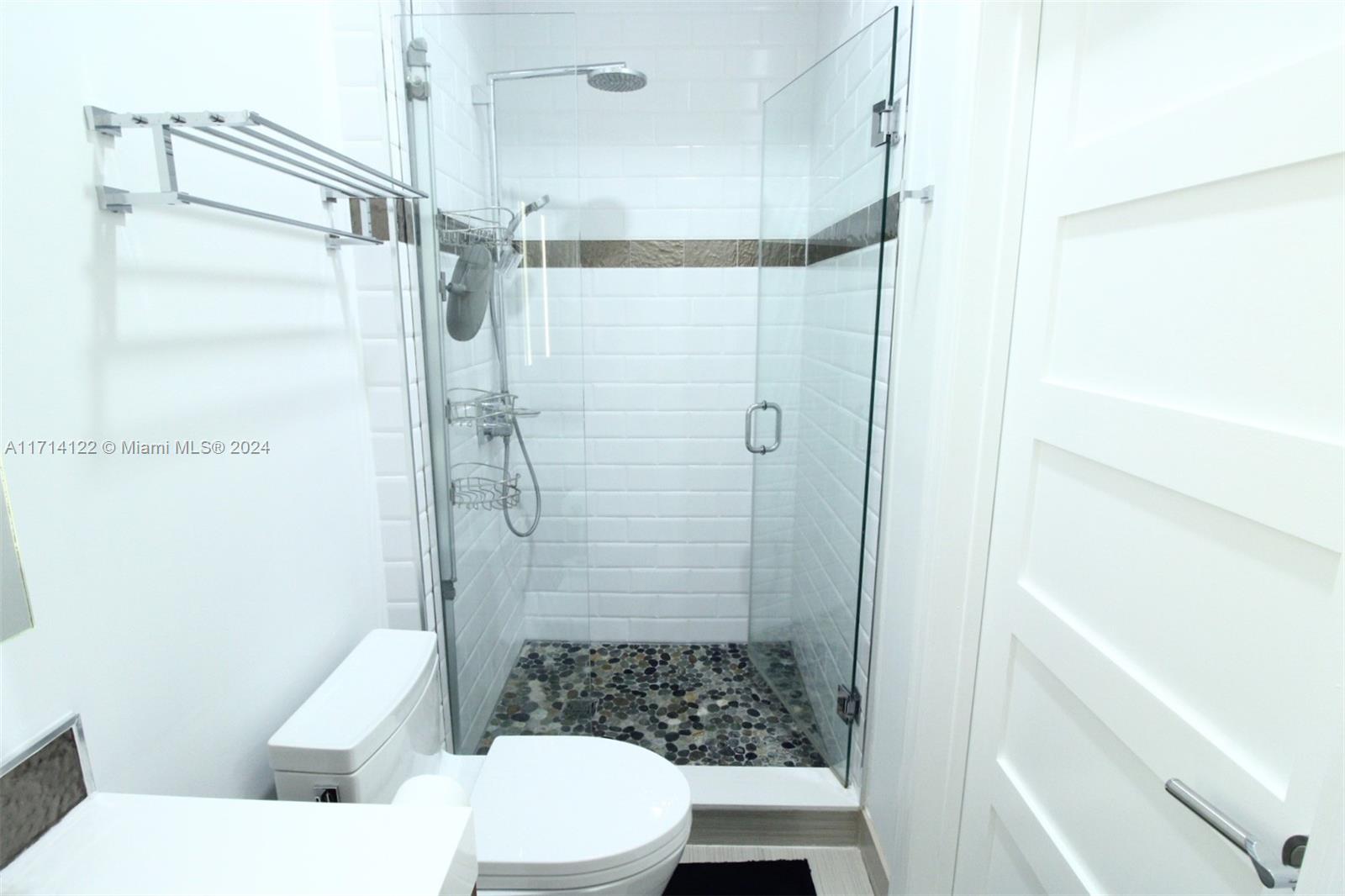 Listing Photo 17