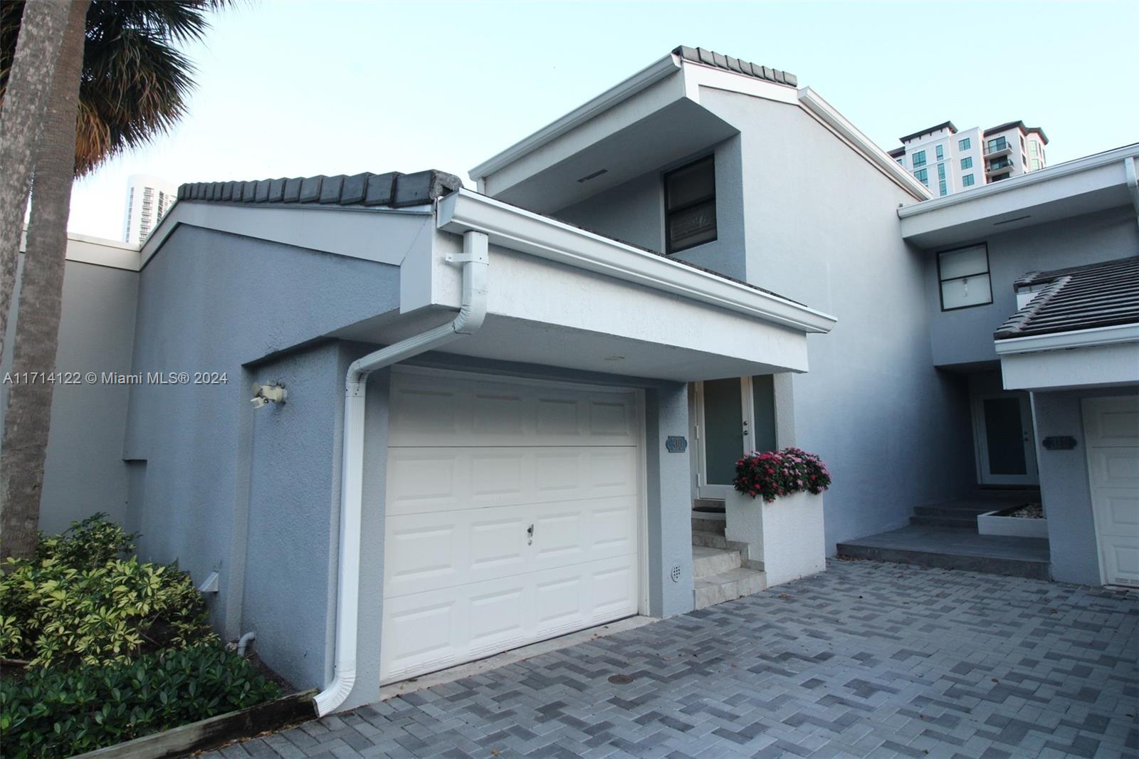 Listing Photo 34