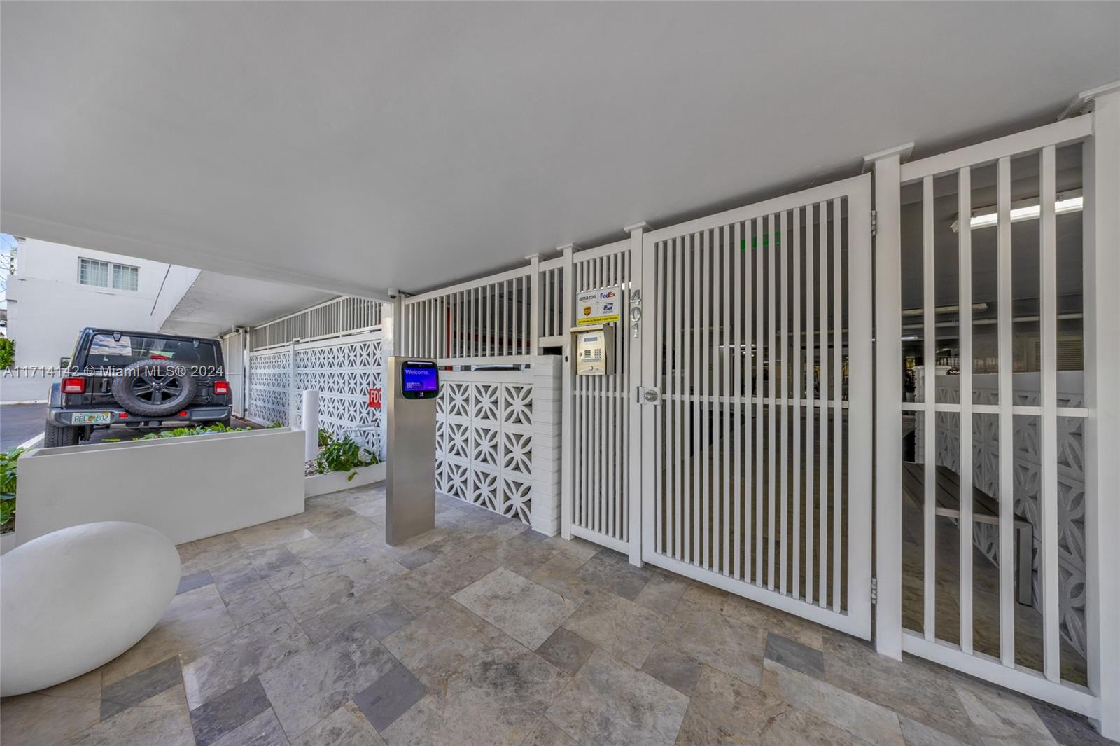 401 Ocean Dr #412, Miami Beach, Florida image 26