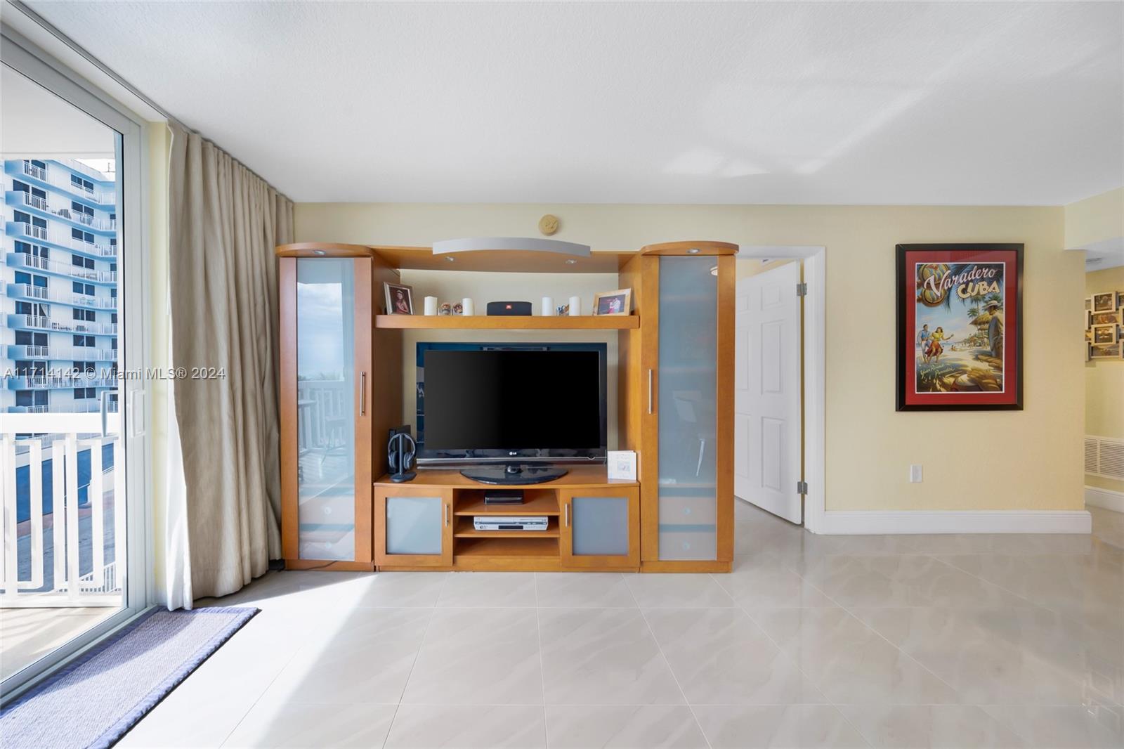 401 Ocean Dr #412, Miami Beach, Florida image 7