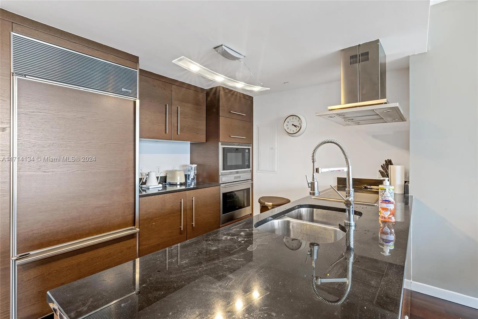 495 Brickell Ave #4805, Miami FL 33131