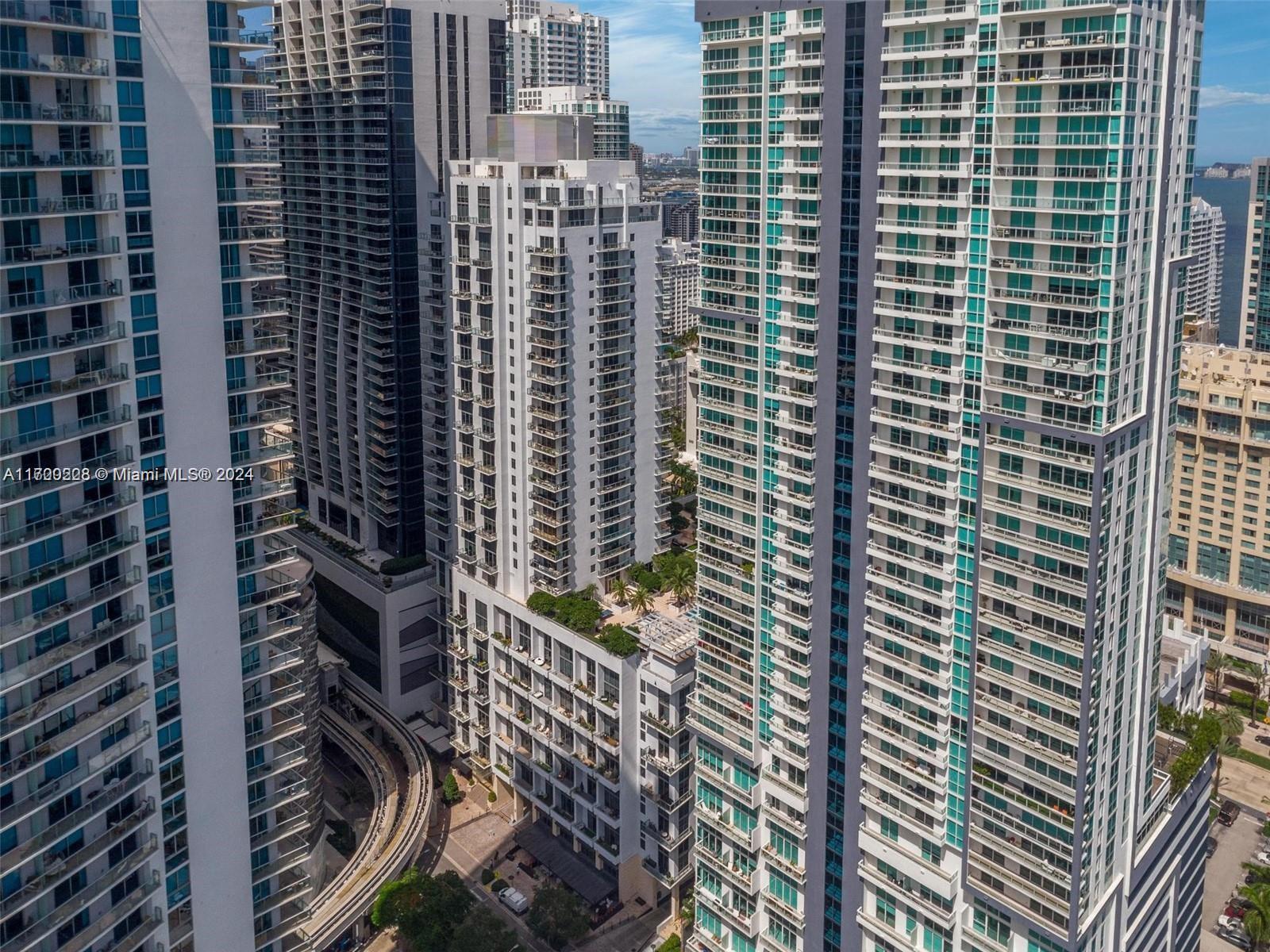 1050 Brickell Ave #2416, Miami, Florida image 32