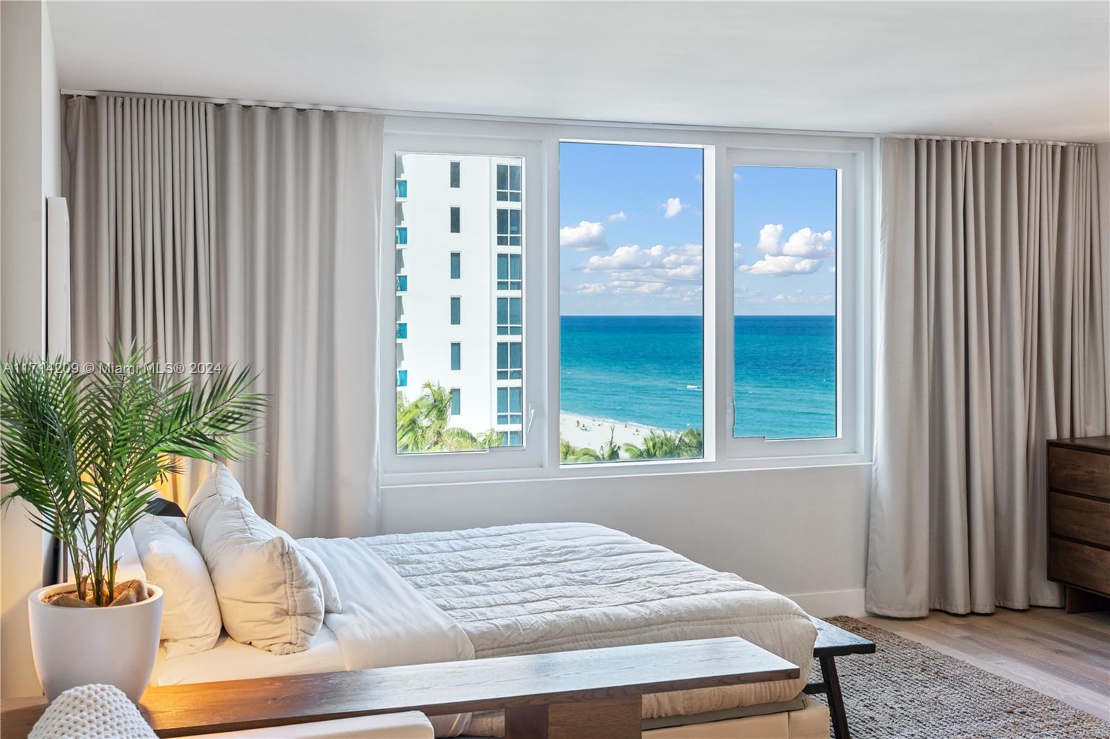 2301 Collins Ave #914, Miami Beach, Florida image 1