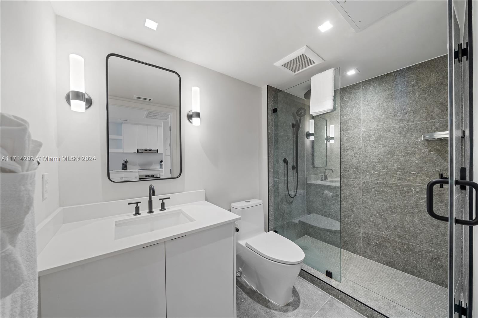 2301 Collins Ave #914, Miami Beach, Florida image 11