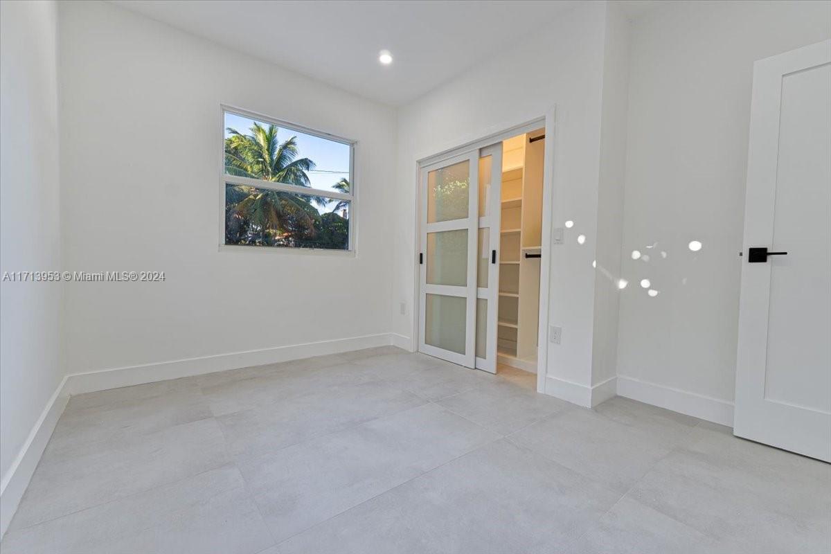 2511 SW 7th Ave, Miami, Florida image 12