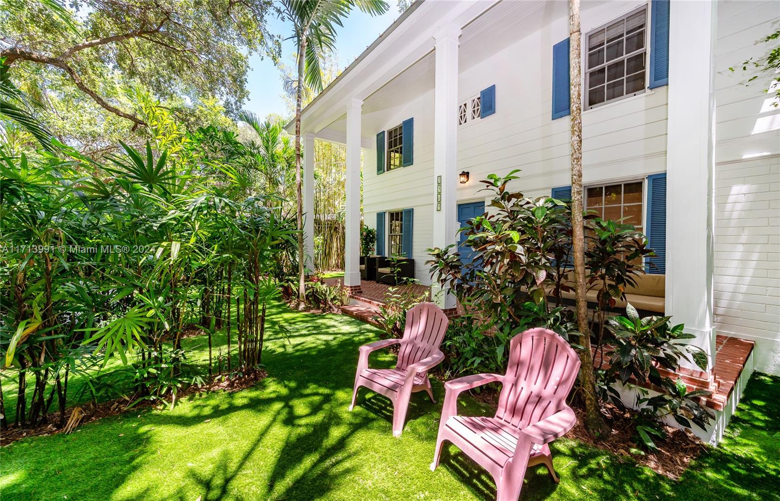 3569 Avocado Ave, Coconut Grove, Florida image 19