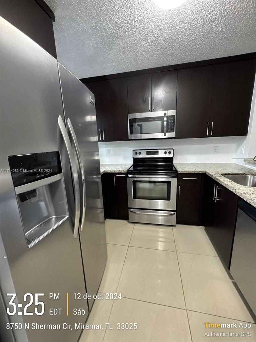 8730 N Sherman Cir #302, Miramar, Florida image 2