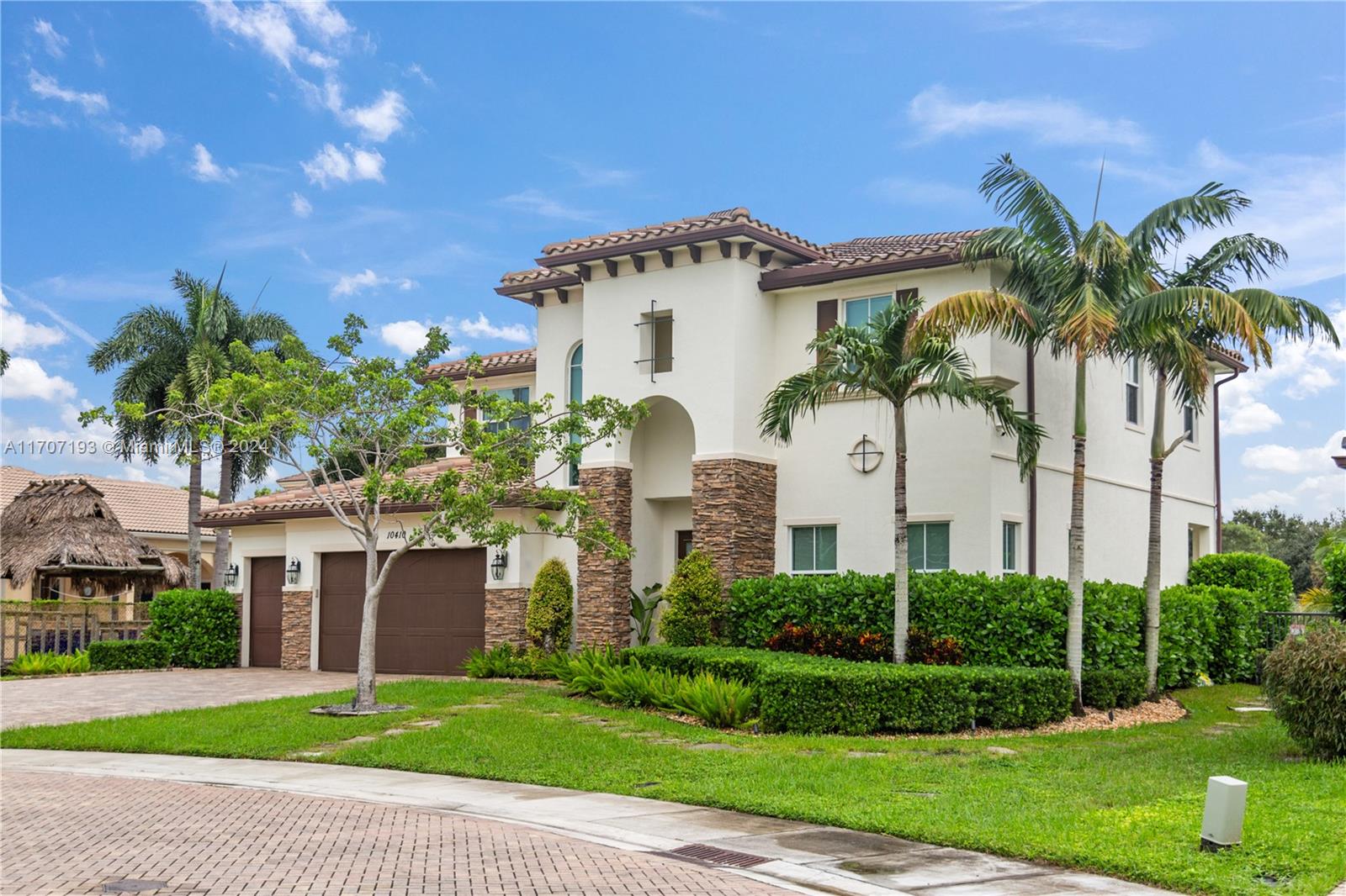 10410 Ranchette Dr, Cooper City, Florida image 3