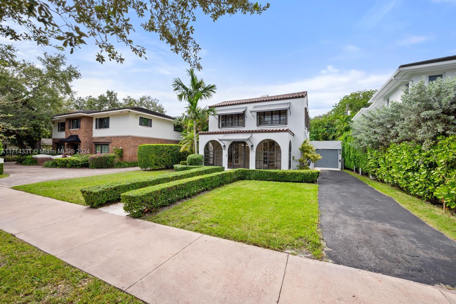 2618 Alhambra Cir, Coral Gables, Florida image 3