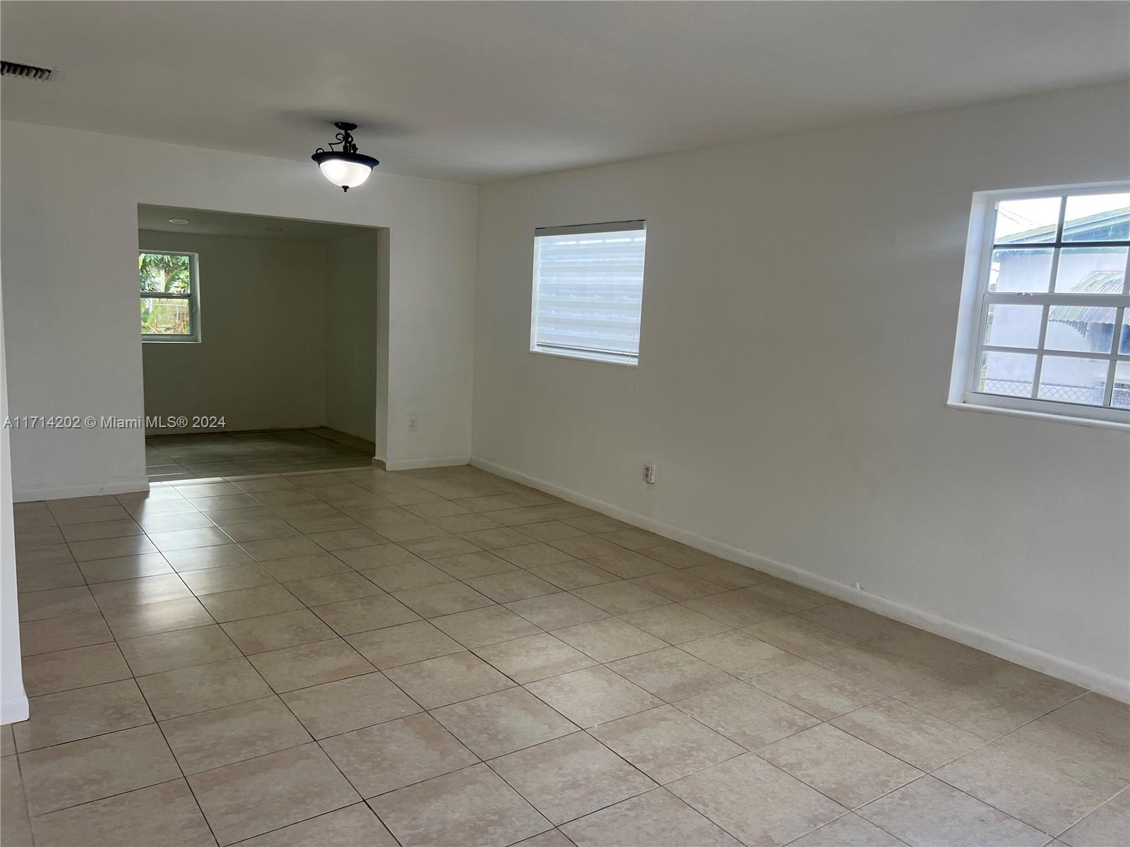 1272 NW 188th Ter, Miami Gardens, Florida image 15