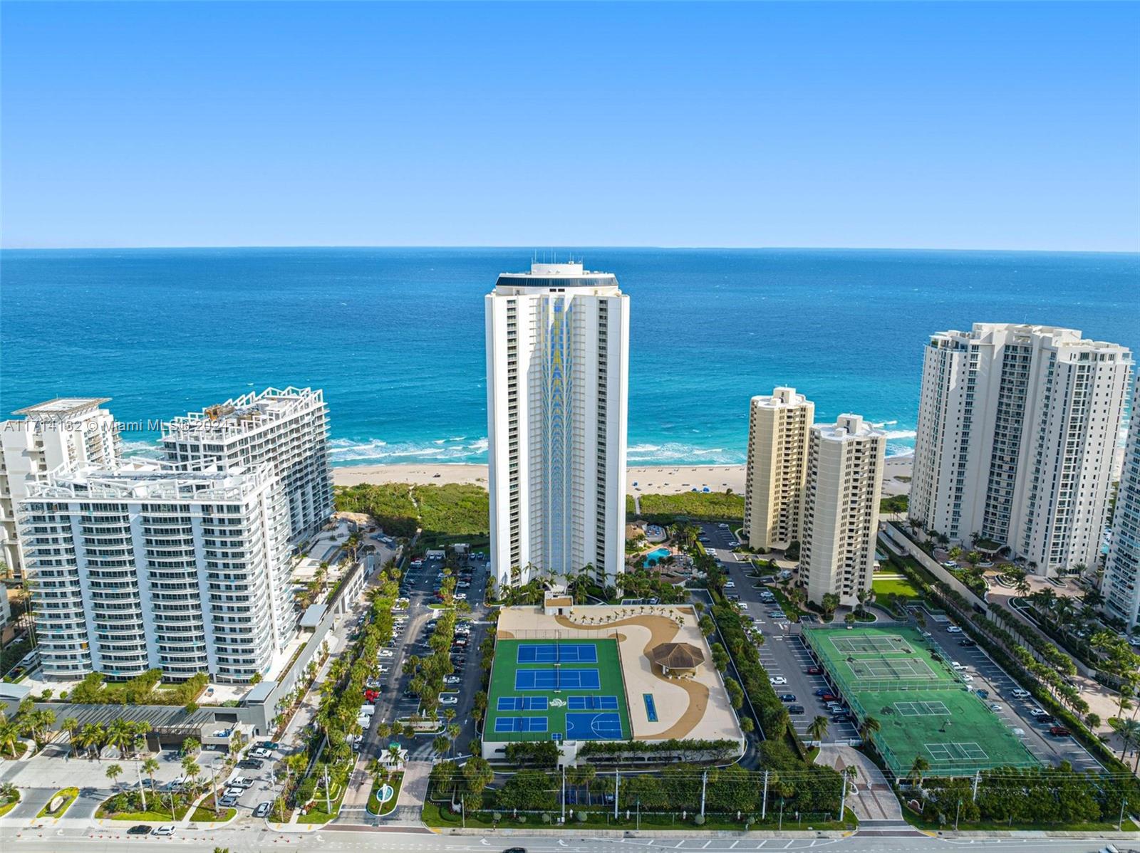 3000 N Ocean Dr #20A