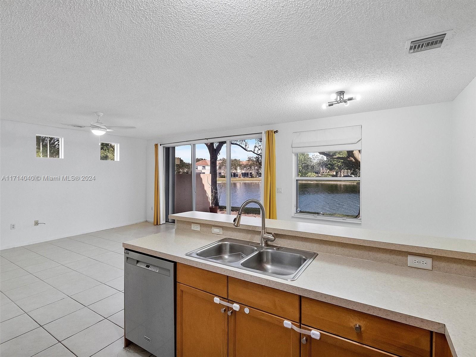 16367 SW 48th St, Miramar, Florida image 11