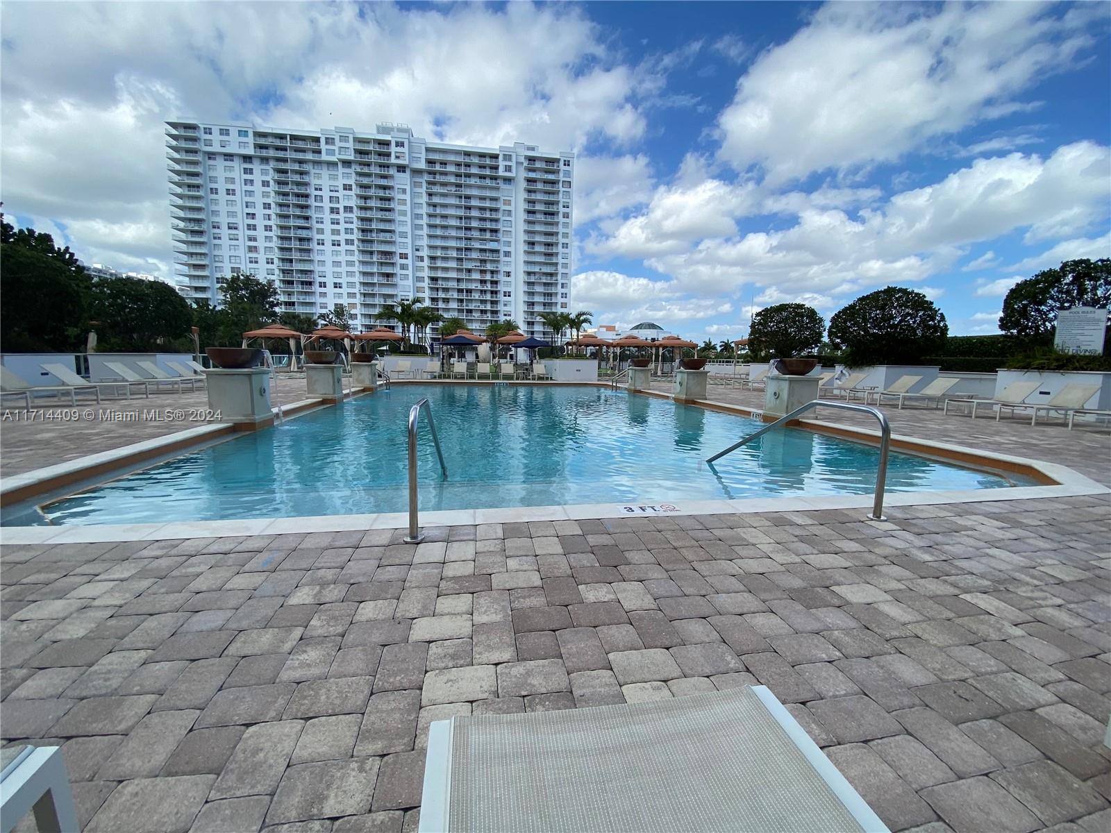 2851 NE 183rd St #303E, Aventura, Florida image 42