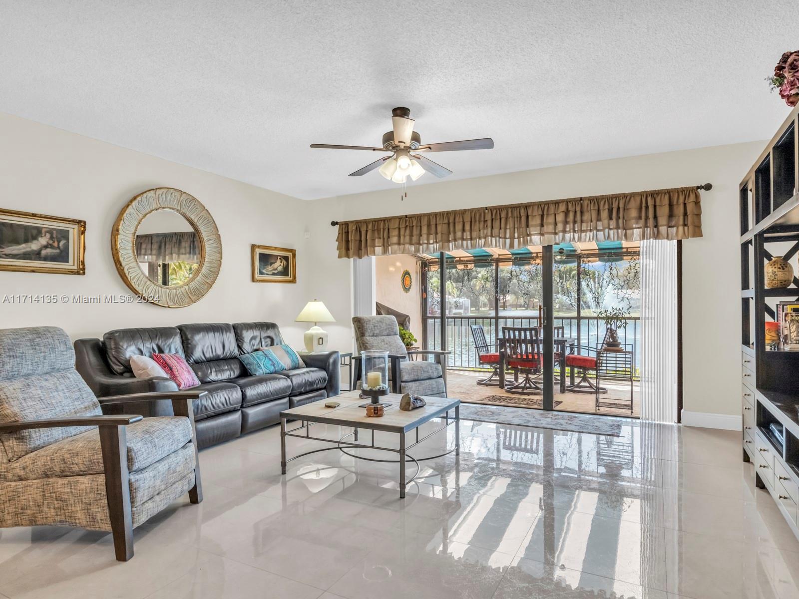 14559 Glencairn Rd, Miami Lakes, Florida image 12