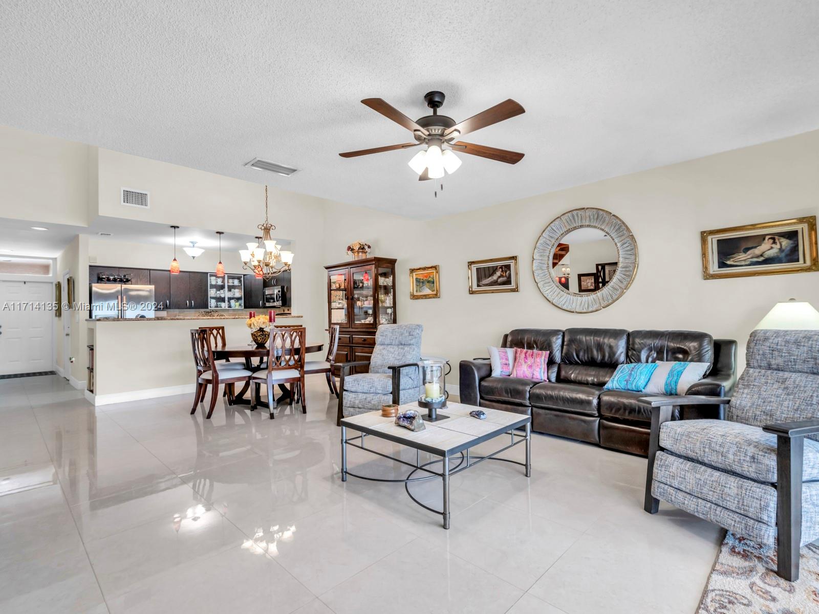 14559 Glencairn Rd, Miami Lakes, Florida image 21