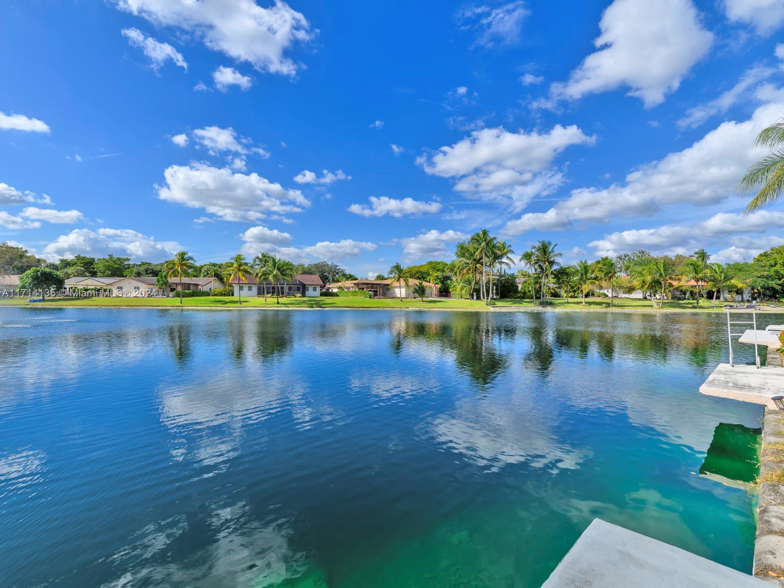 14559 Glencairn Rd, Miami Lakes, Florida image 24