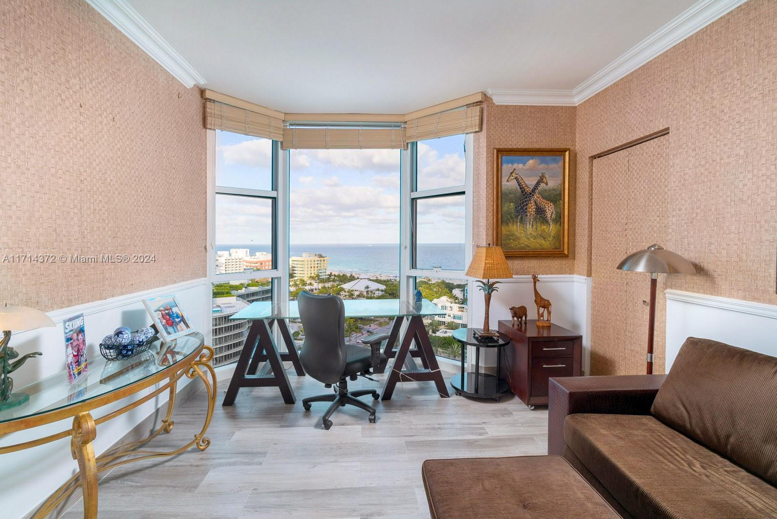 300 S Pointe Dr #1701, Miami Beach FL 33139