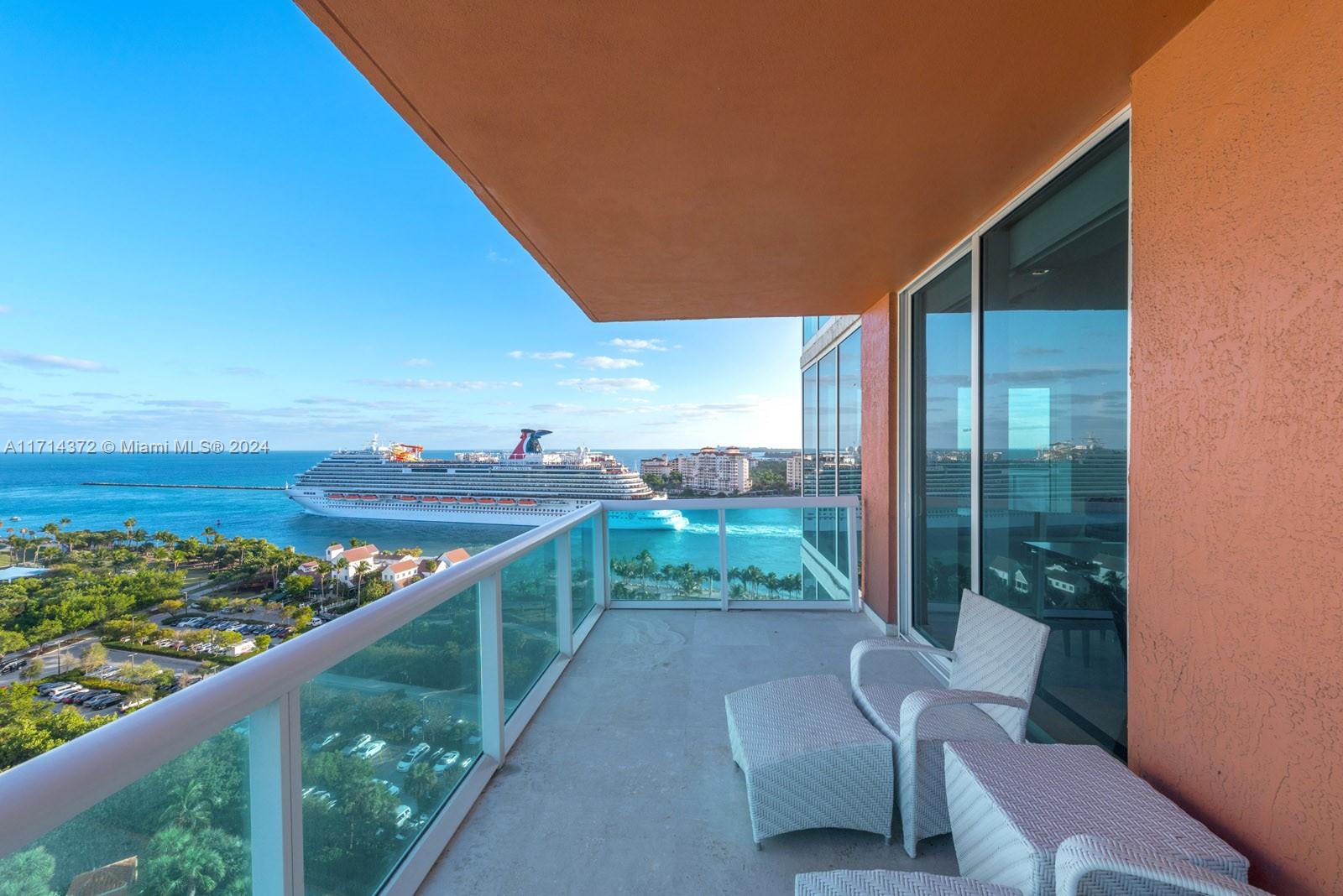 300 S Pointe Dr #1701, Miami Beach FL 33139