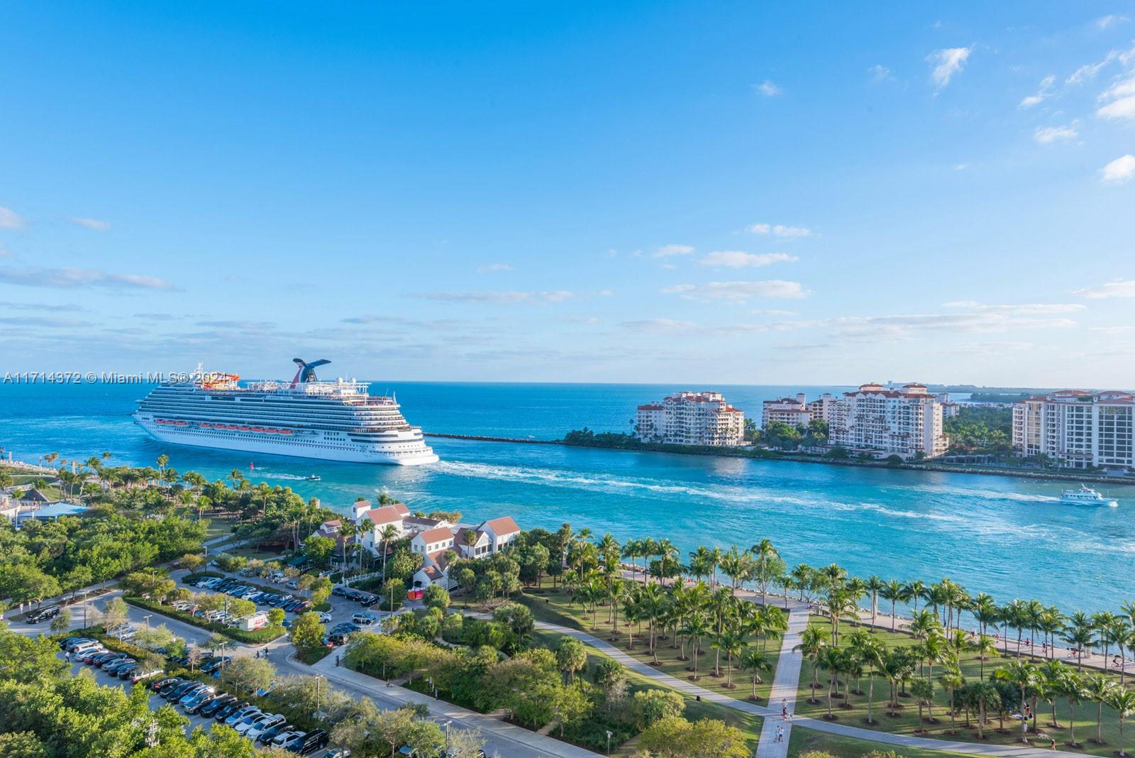 300 S Pointe Dr #1701, Miami Beach FL 33139
