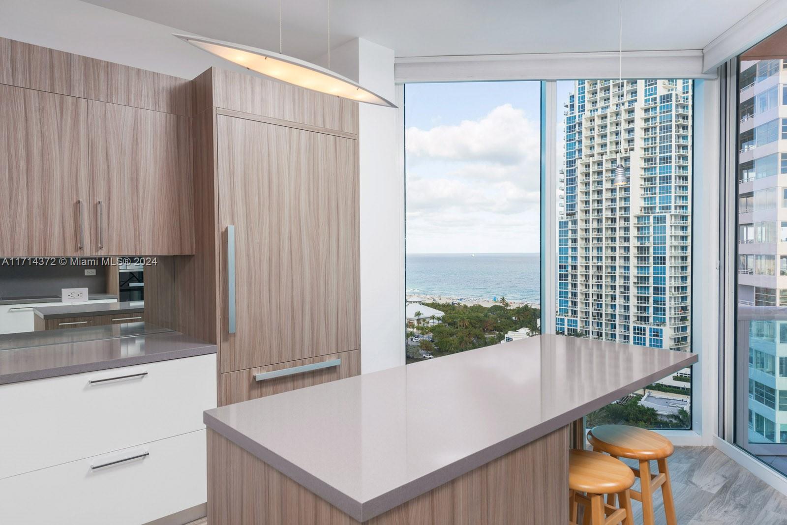 300 S Pointe Dr #1701, Miami Beach FL 33139