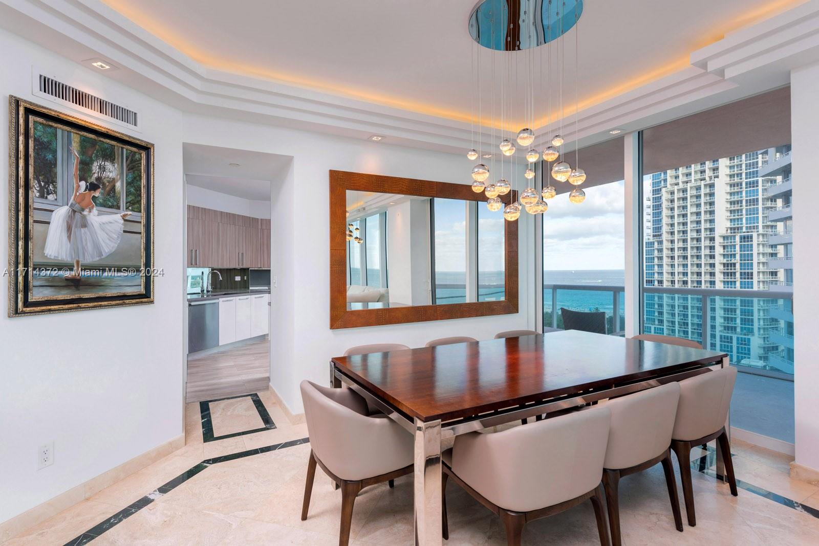 300 S Pointe Dr #1701, Miami Beach FL 33139