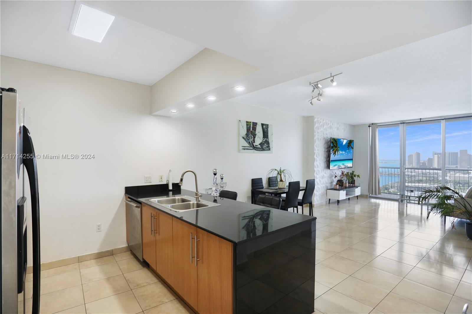 1750 N Bayshore Dr #3210, Miami, Florida image 20