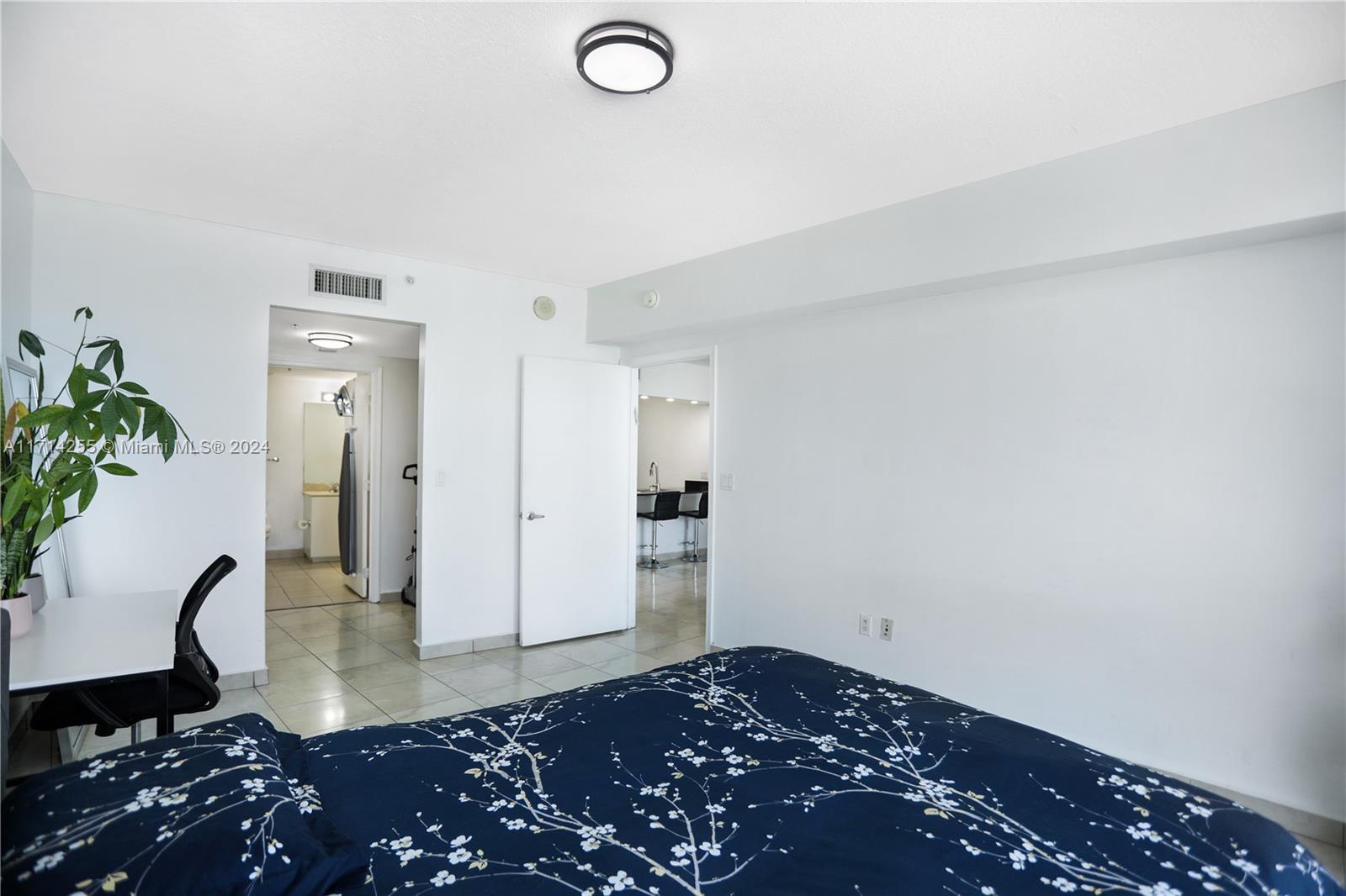 1750 N Bayshore Dr #3210, Miami, Florida image 33