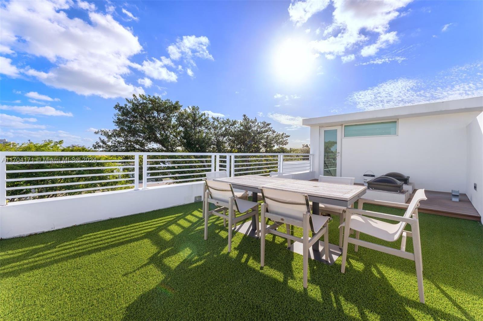 330 Fernwood Road #2, Key Biscayne, Florida image 18