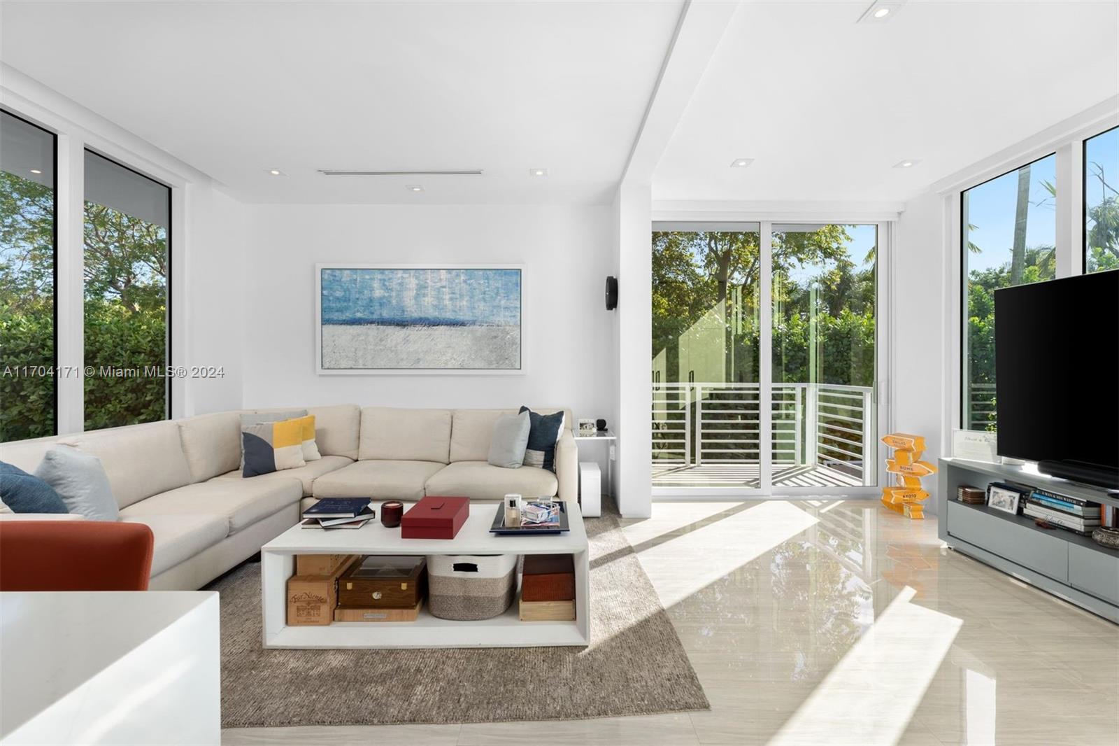 330 Fernwood Road #2, Key Biscayne, Florida image 7