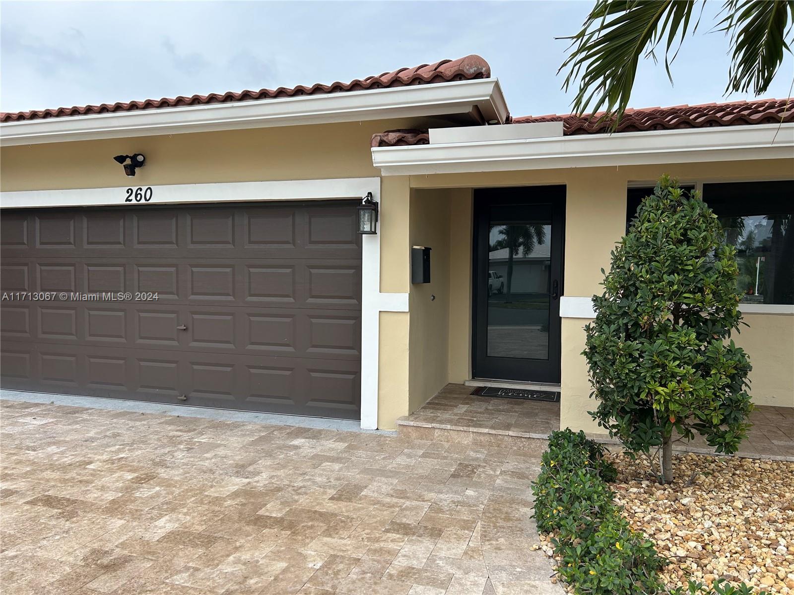 260 SE 5th Ave, Pompano Beach, Florida image 32