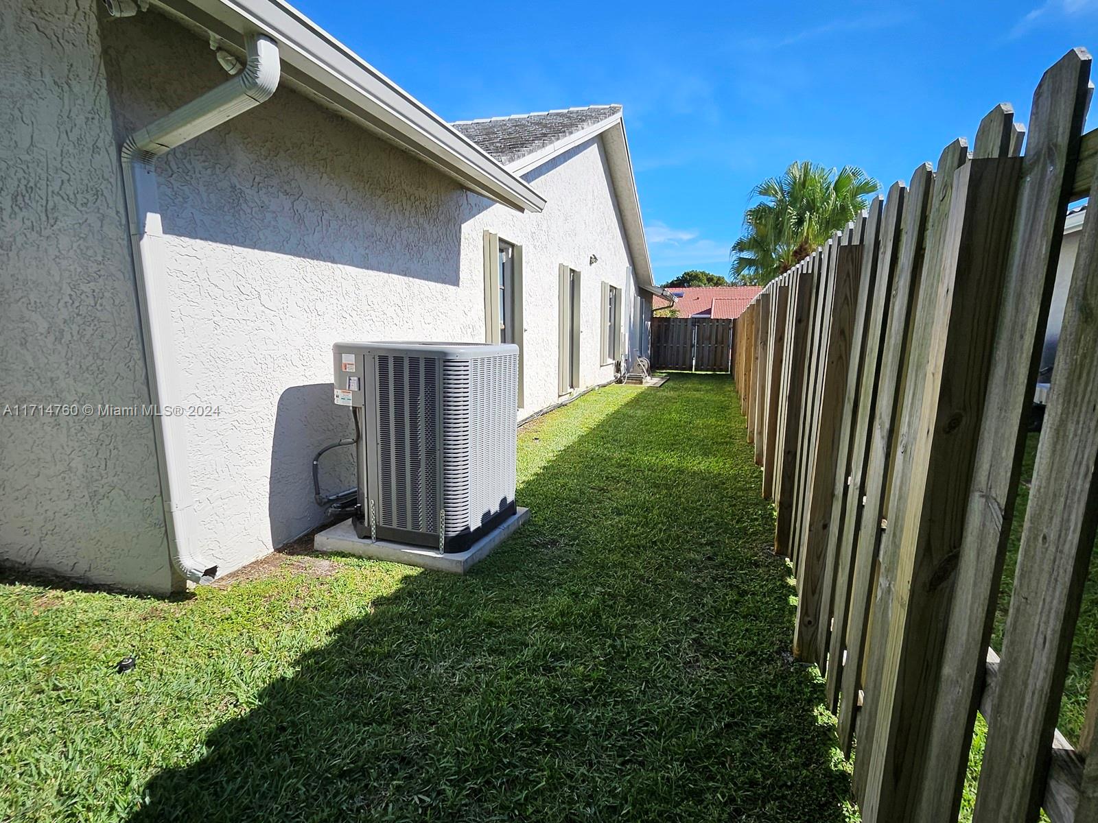 1621 NW 99th Ave, Plantation, Florida image 44