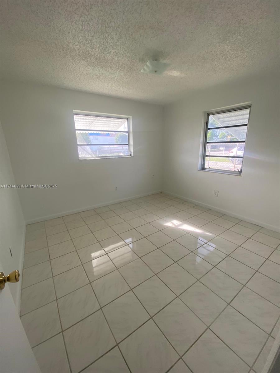 10421 SW 184th St, Cutler Bay, Florida image 8