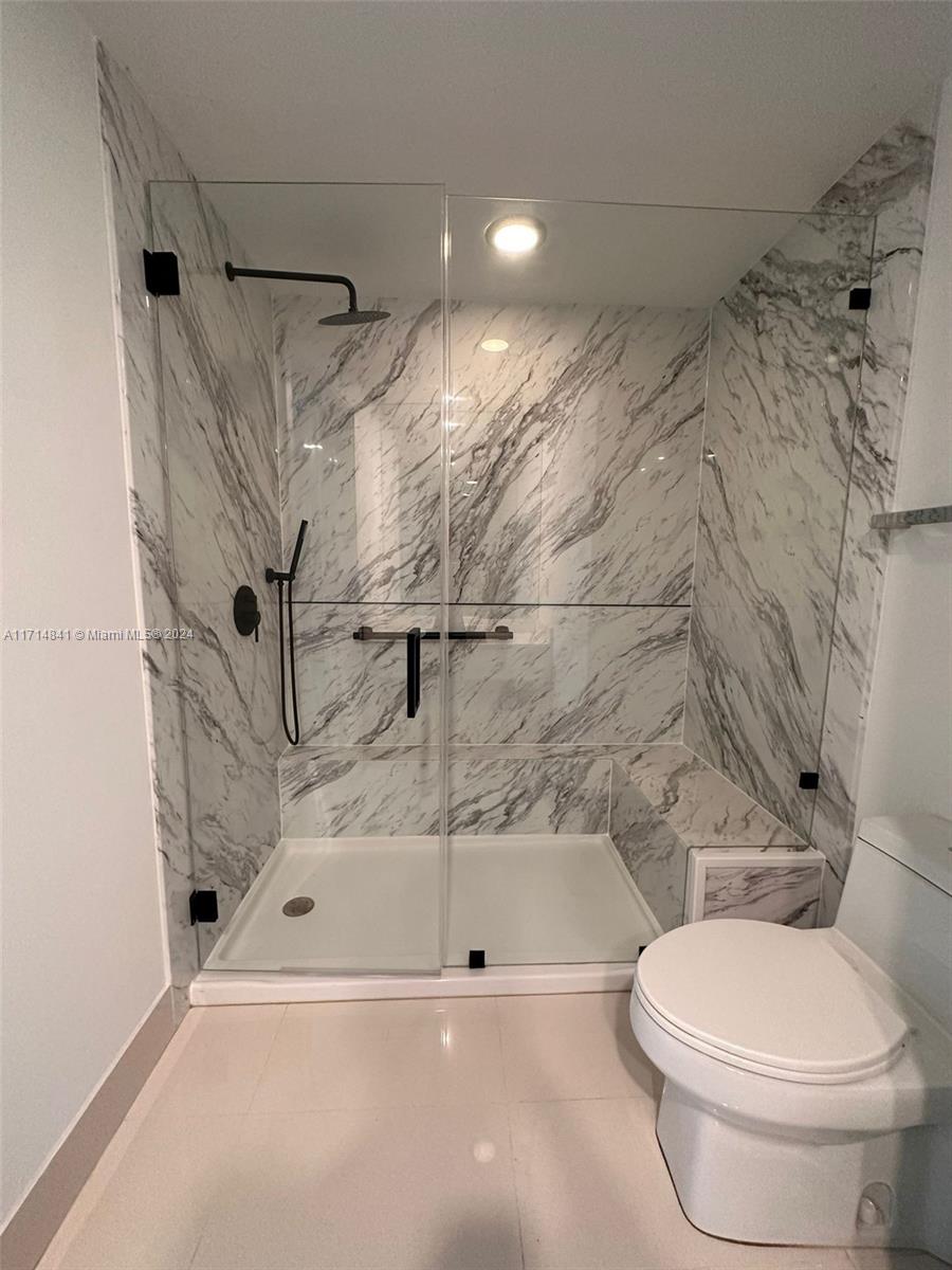 55 SW 9th St #2609, Miami FL 33130