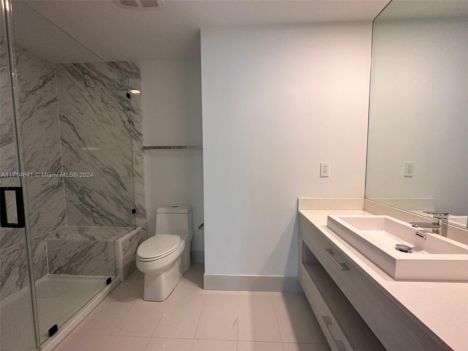 55 SW 9th St #2609, Miami FL 33130