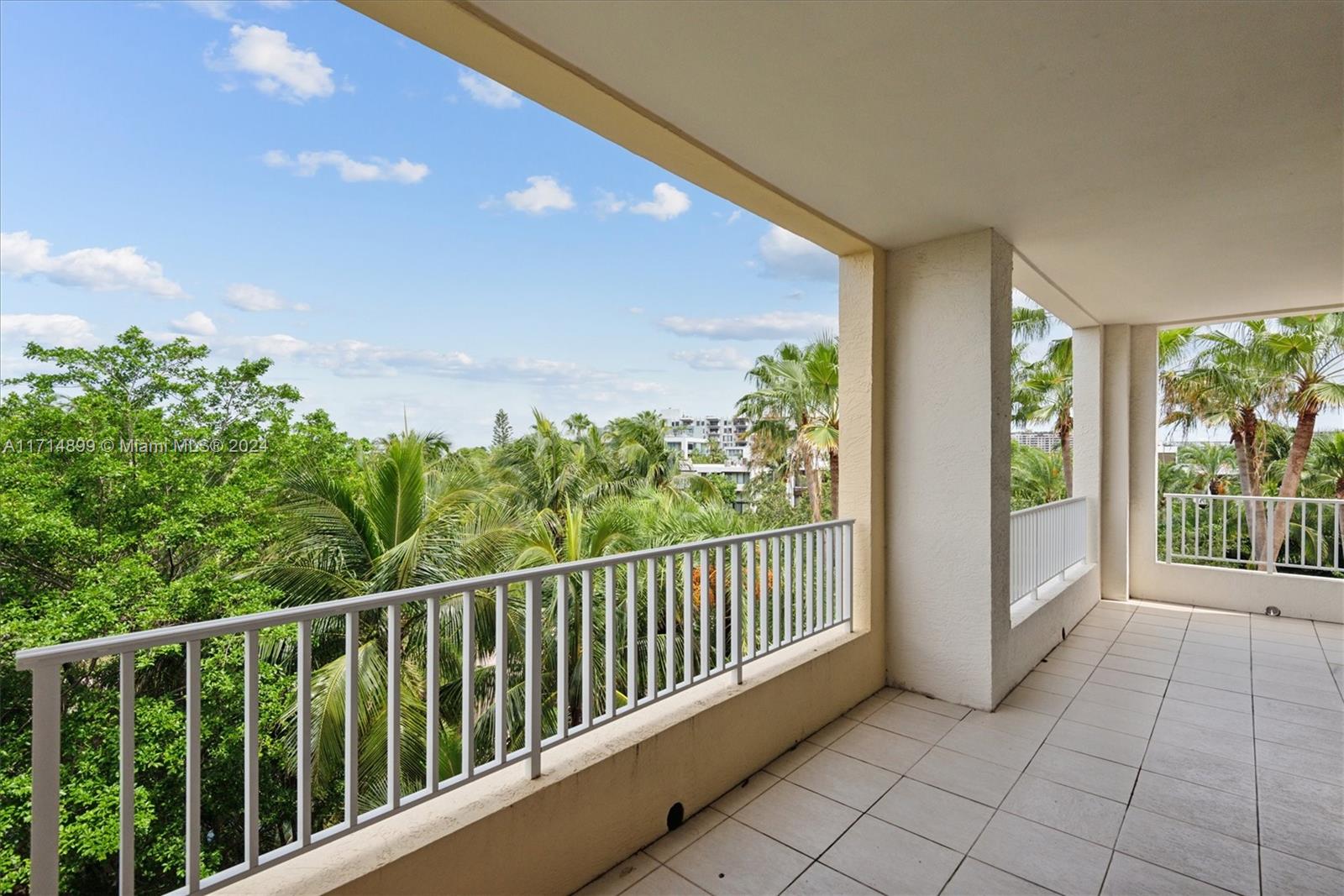 703 Crandon Blvd #403, Key Biscayne, Florida image 14