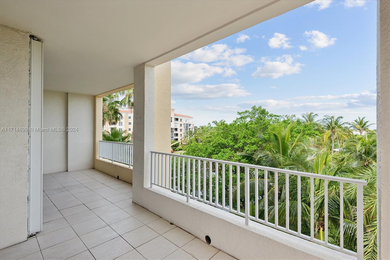 703 Crandon Blvd #403, Key Biscayne, Florida image 15