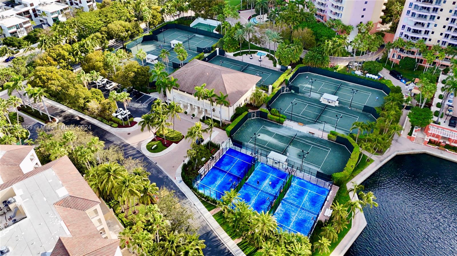 703 Crandon Blvd #403, Key Biscayne, Florida image 28