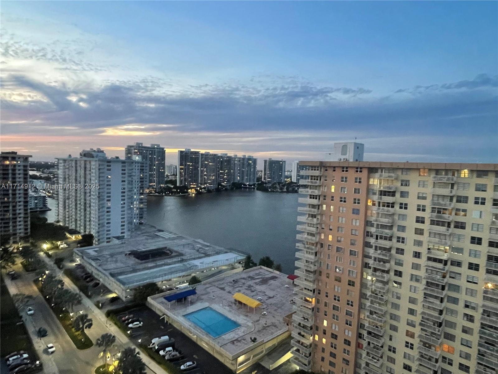 250 174th St #2307, Sunny Isles Beach, Florida image 24