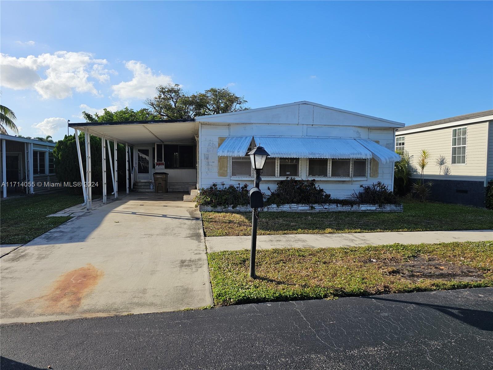 5337 NW 1st Ave, Deerfield Beach, Florida image 1