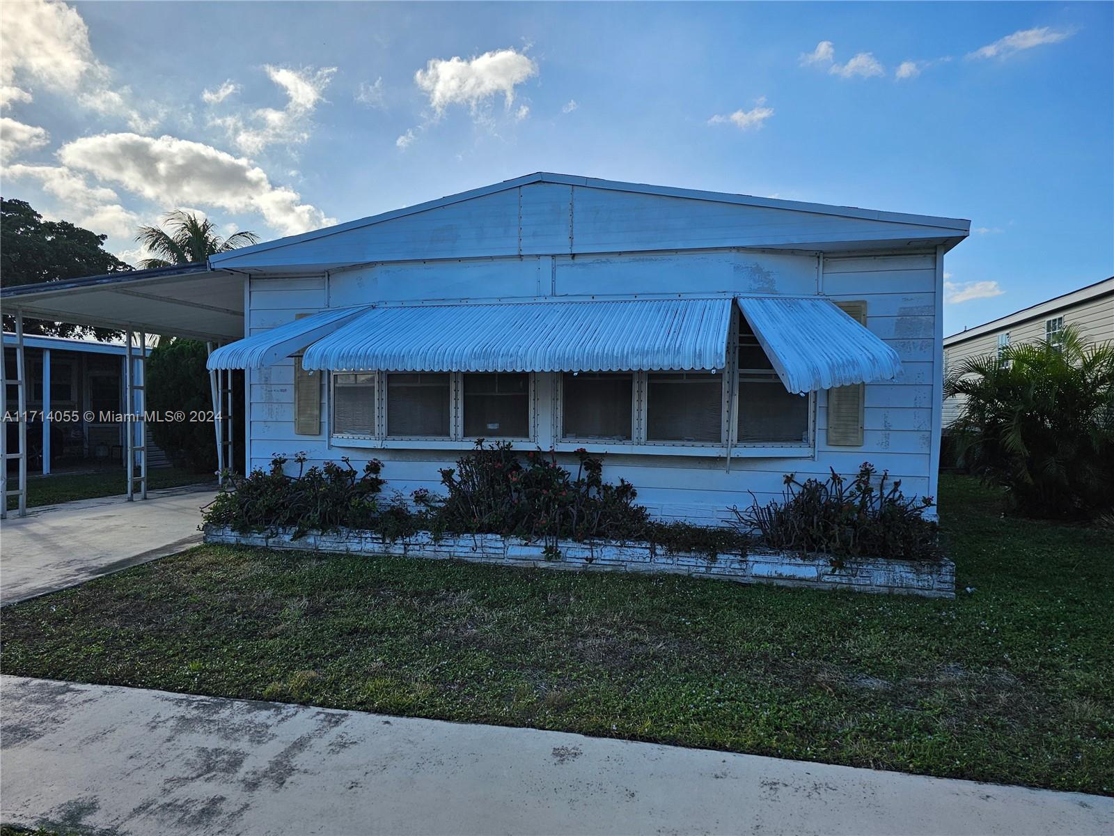 5337 NW 1st Ave, Deerfield Beach, Florida image 2