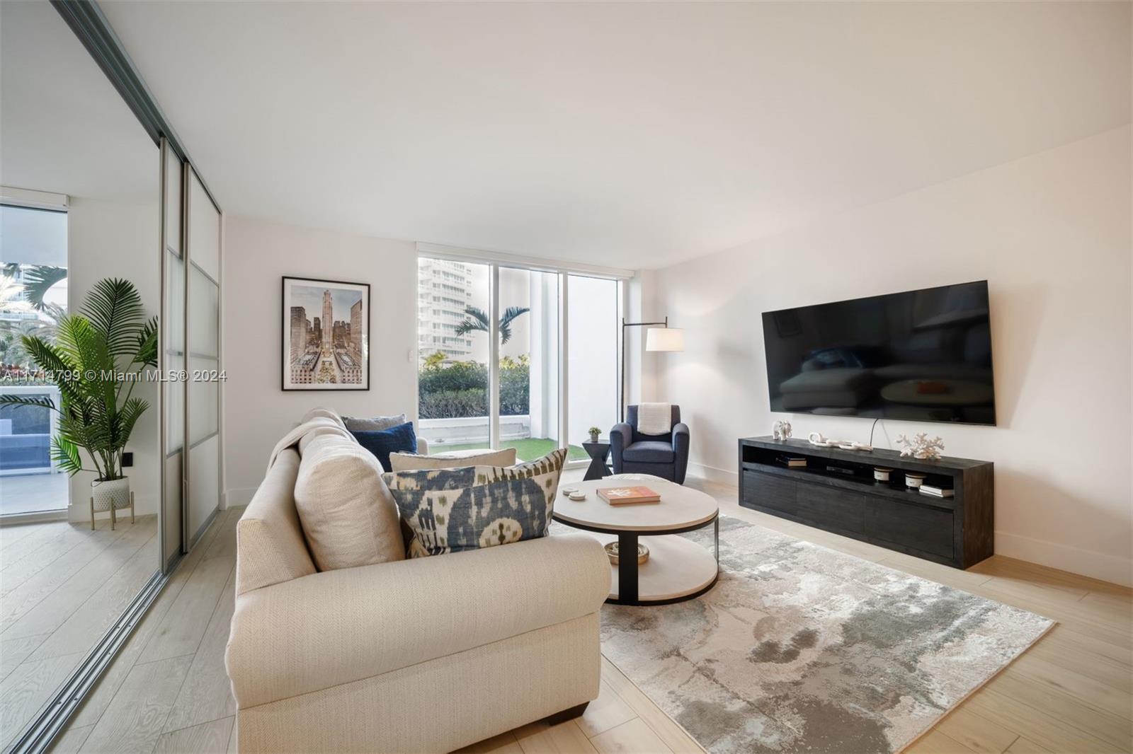 10275 Collins Ave #206, Bal Harbour, Florida image 1