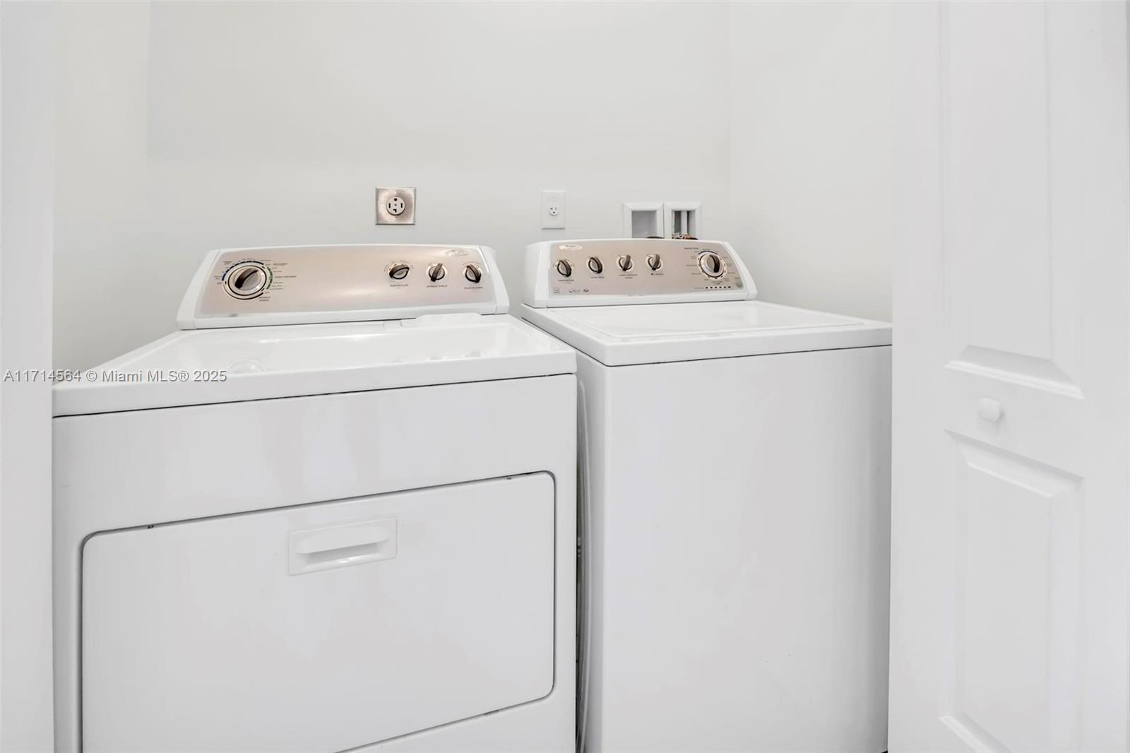 Listing Photo 15